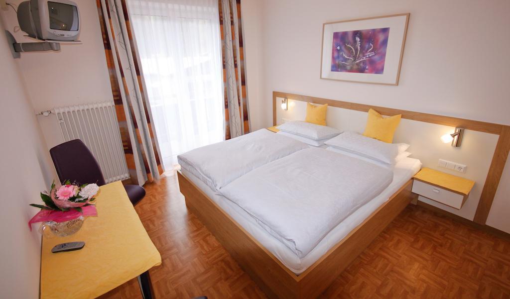 Pension Vocario Pfarrwerfen Rum bild